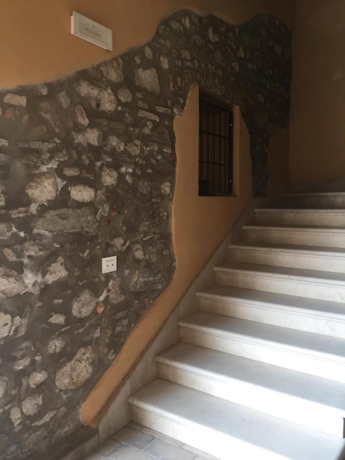 Casa Del Monastero Leilighet Polpenazze del Garda Eksteriør bilde
